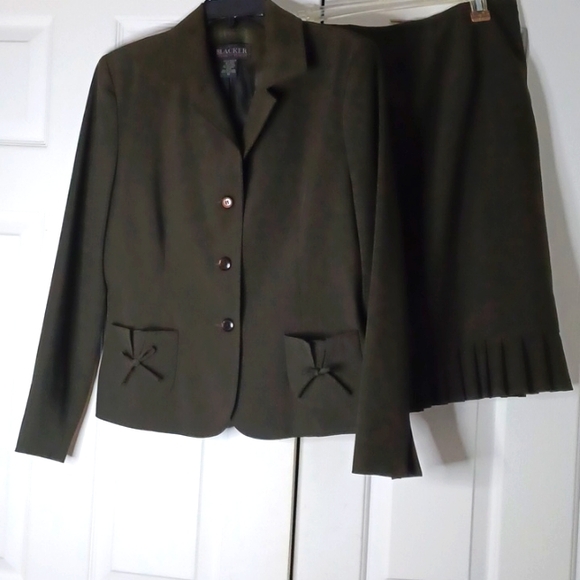 D19- 👌- 2 pc Hunter Green Clorered Jacket and Skirt Set - sz 10 - Picture 2 of 14